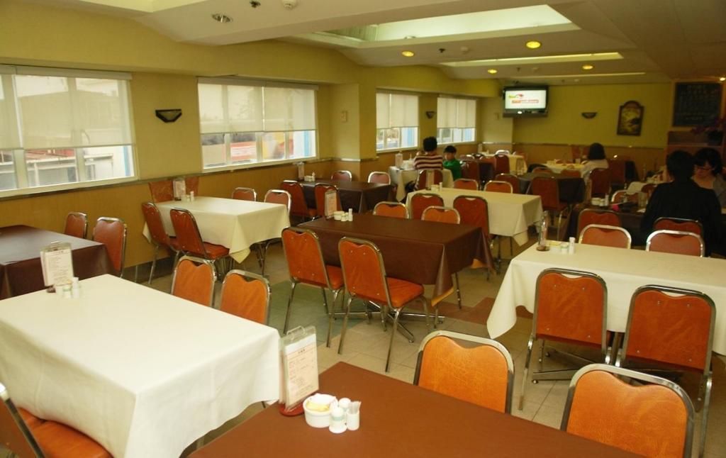 Caritas Lodge Kowloon  Buitenkant foto